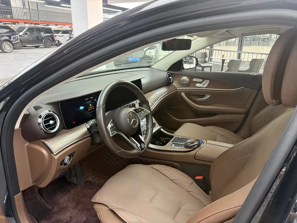Mercedes-Benz E-Class 2023