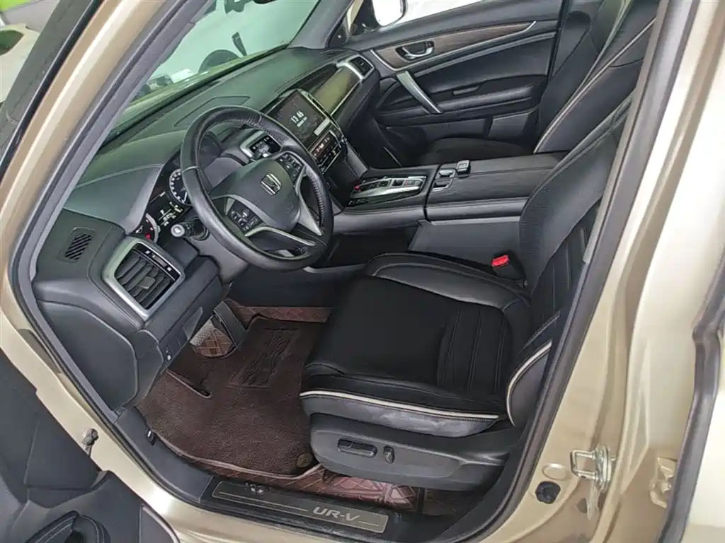 Honda UR-V 2018 — фото 15