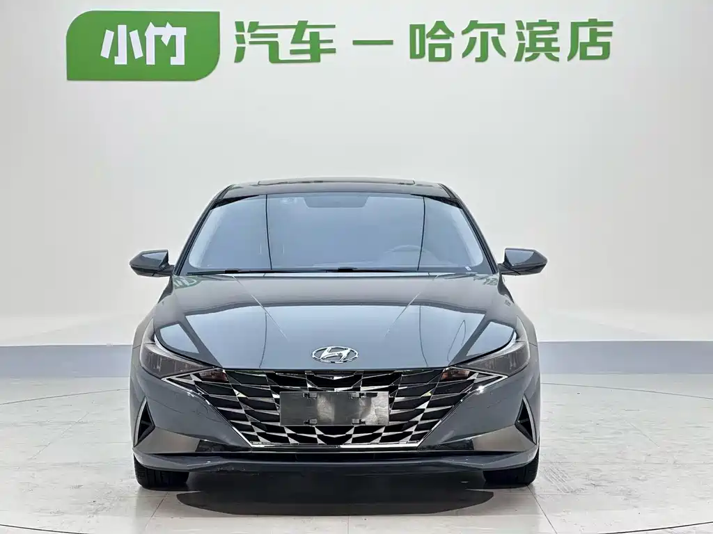 Hyundai Elantra 2023