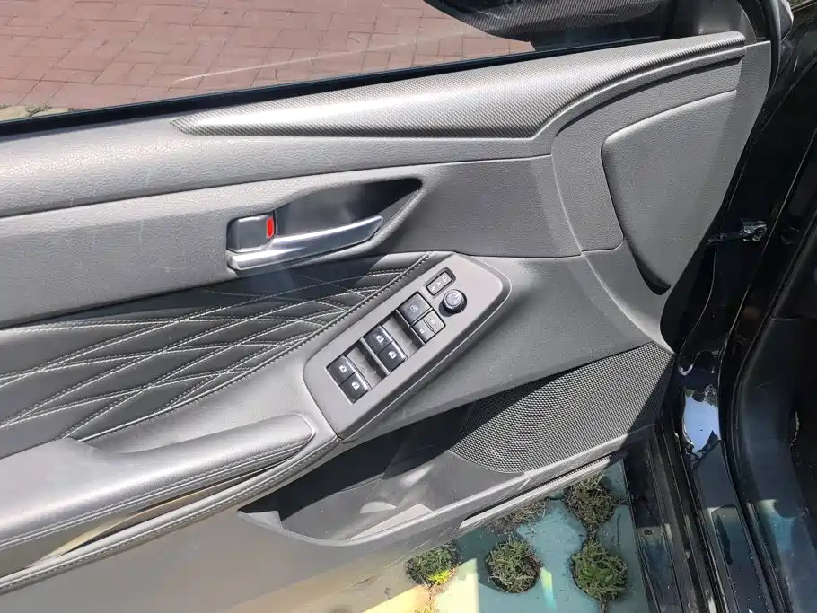 Toyota Avalon 2021
