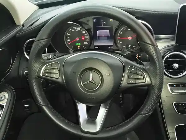 Mercedes-Benz C-Class 2016