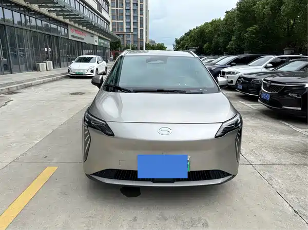 Aion Y 2024
