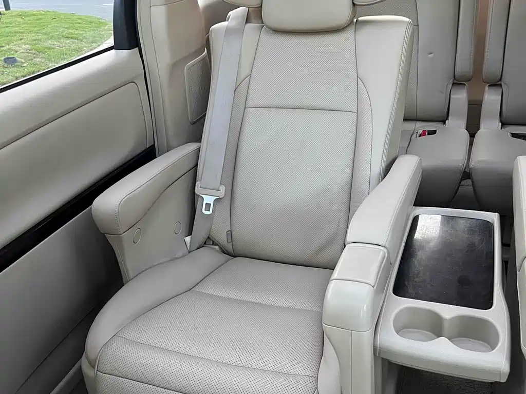Toyota Alphard 2012 — фото 10