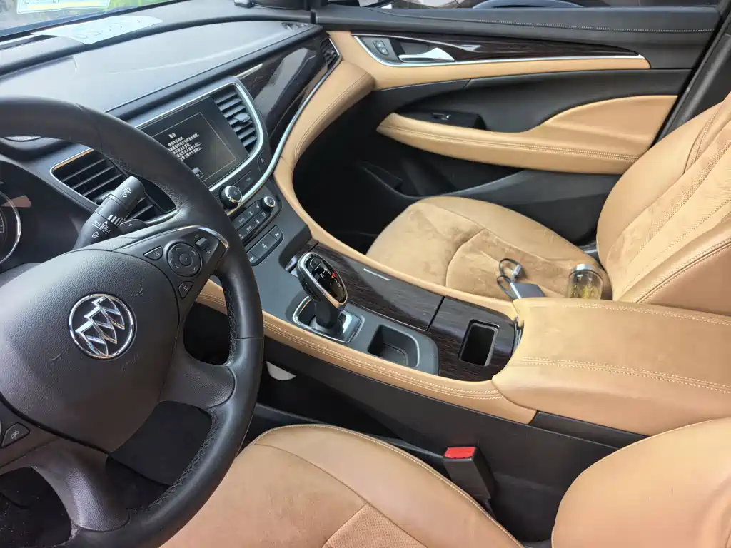 Buick LaCrosse 2016 — фото 25