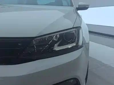 Volkswagen Sagitar 2017