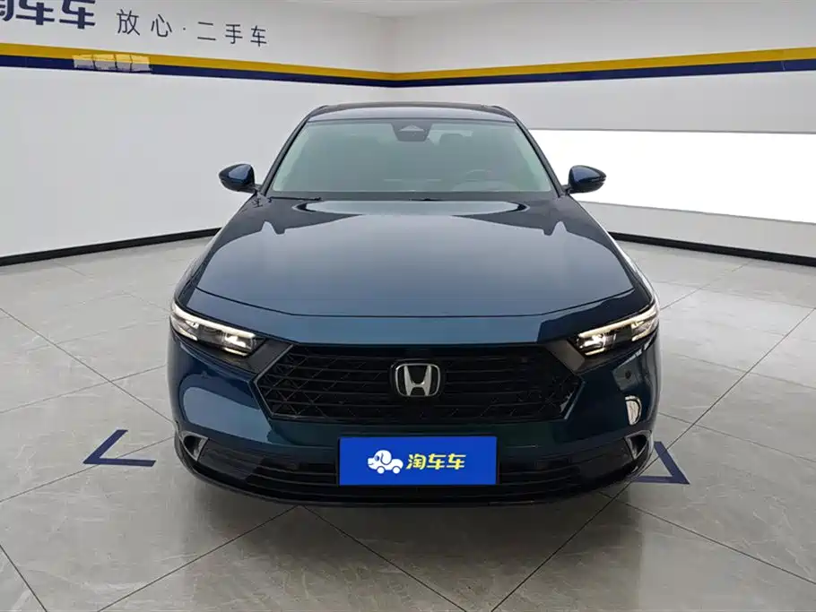 Honda Accord 2023 — фото 2