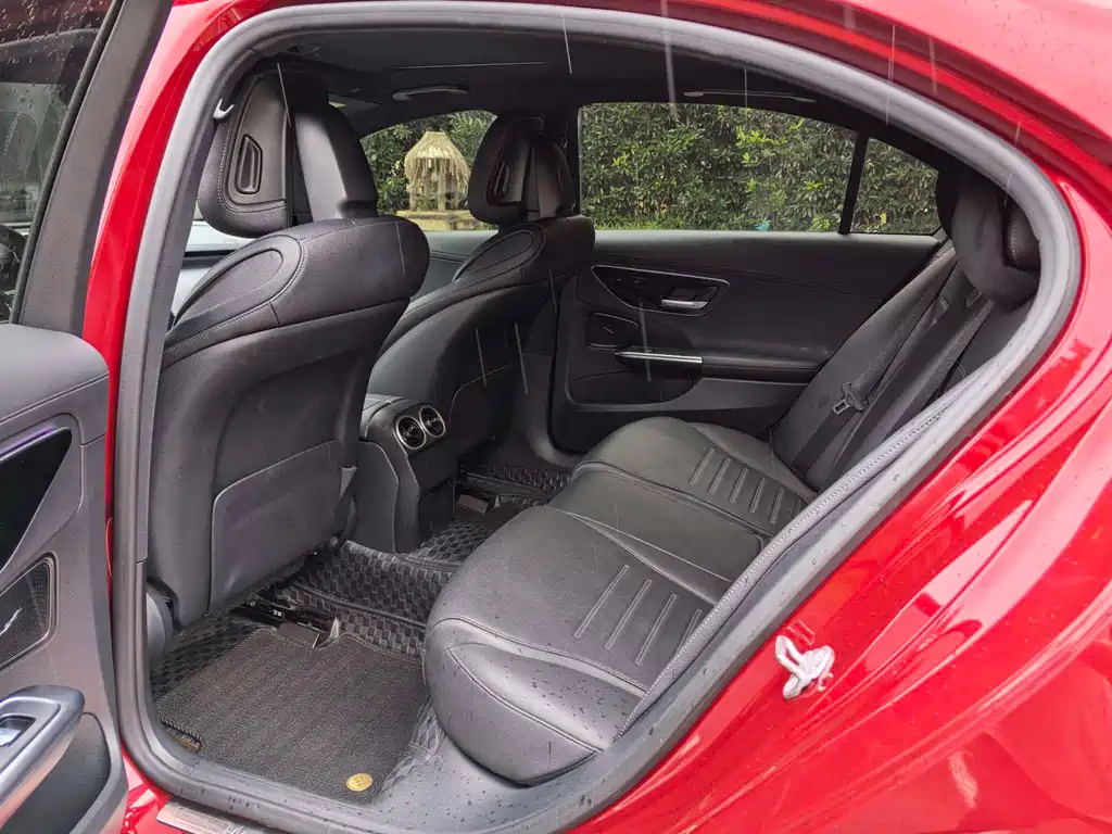 Mercedes-Benz C-Class 2022
