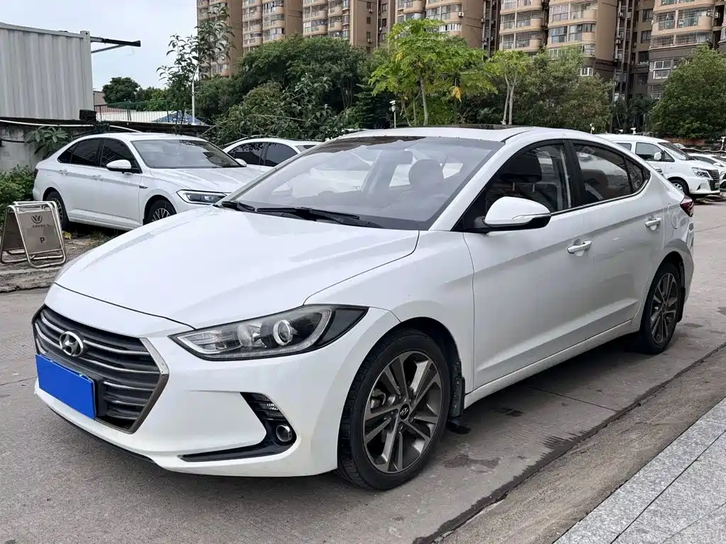 Hyundai Celesta 2016 — фото 1