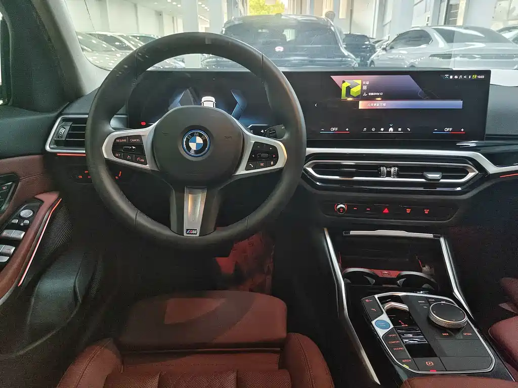 BMW i3 2024 — фото 13