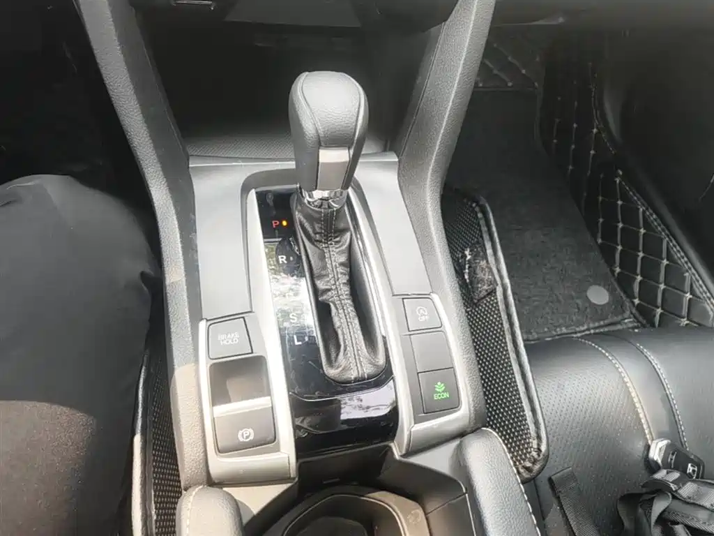 Honda Civic 2019 — фото 14