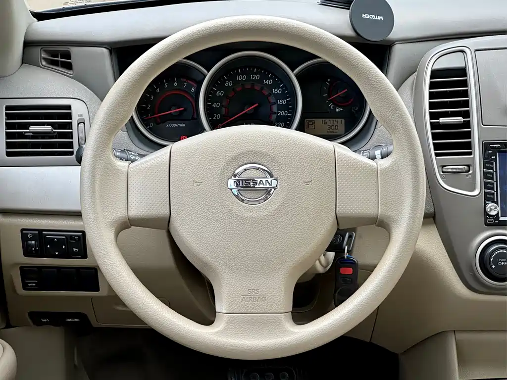 Nissan Sylphy 2018 — фото 13