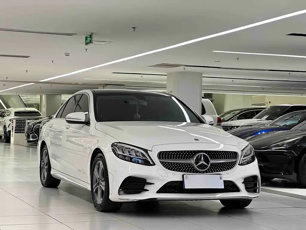 Mercedes-Benz C-Class 2020 — фото 3
