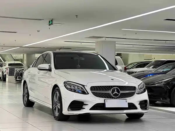 Mercedes-Benz C-Class 2020
