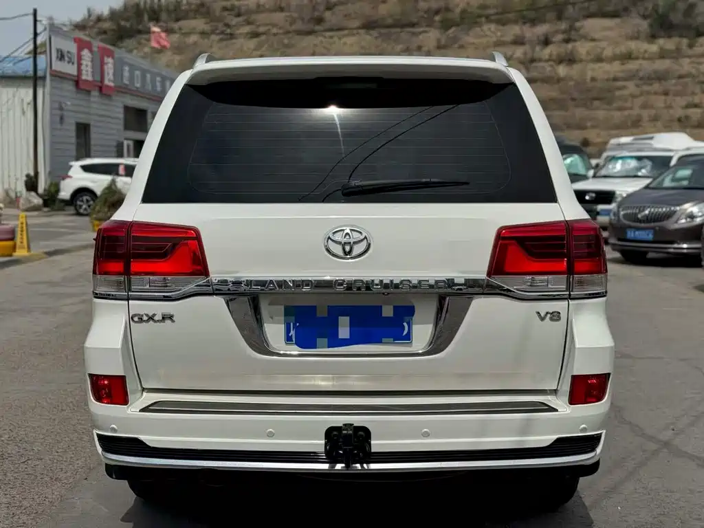 Toyota Land Cruiser 2015 — фото 8