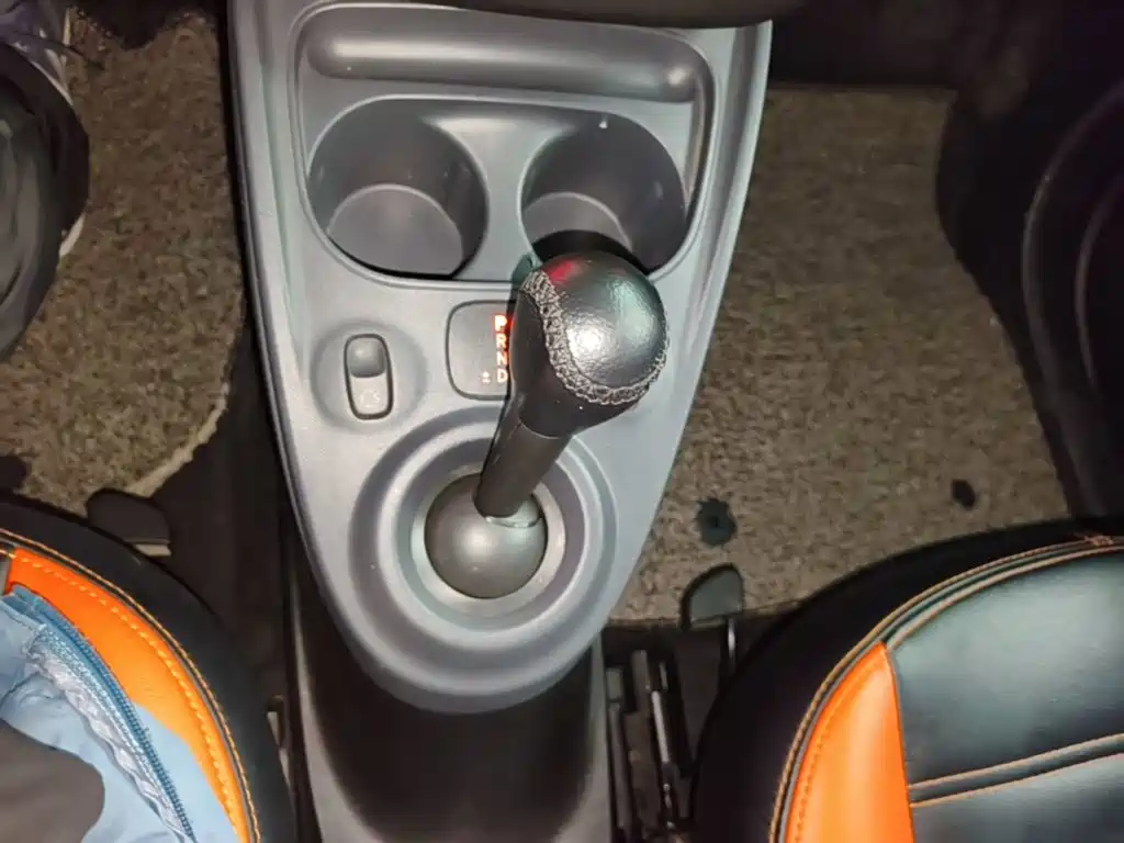 smart Fortwo 2016 — фото 14
