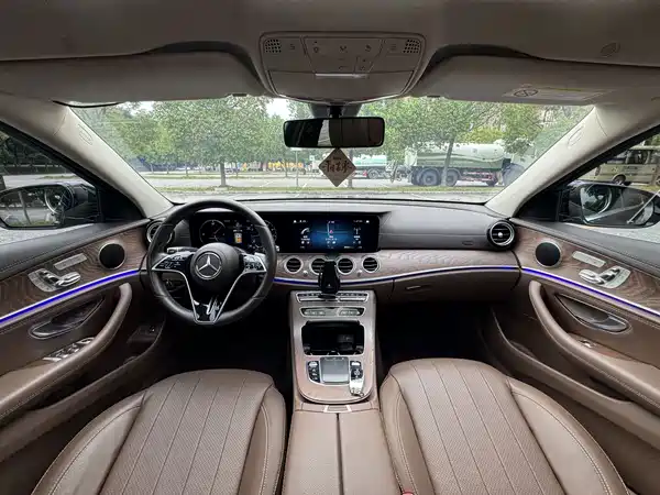 Mercedes-Benz E-Class 2021