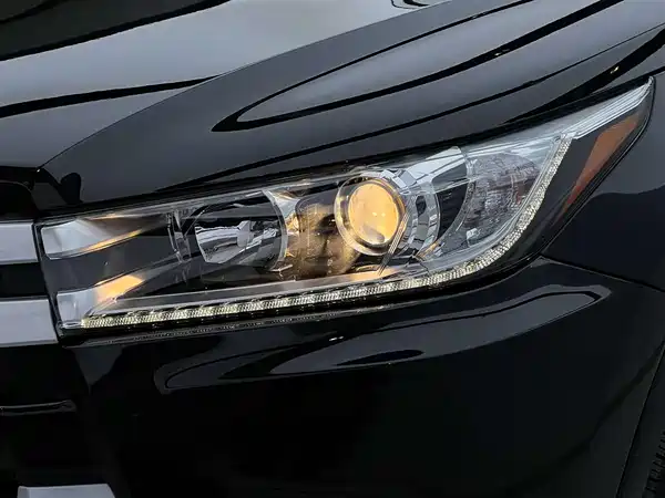 Toyota Highlander 2020