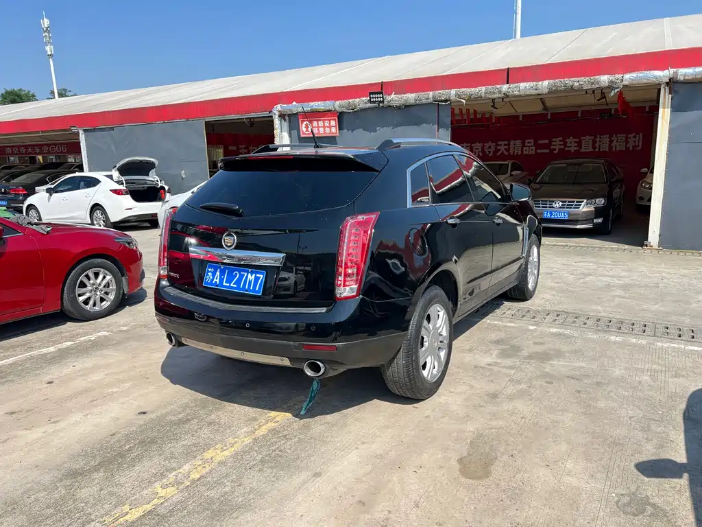Cadillac SRX 2014 — фото 23