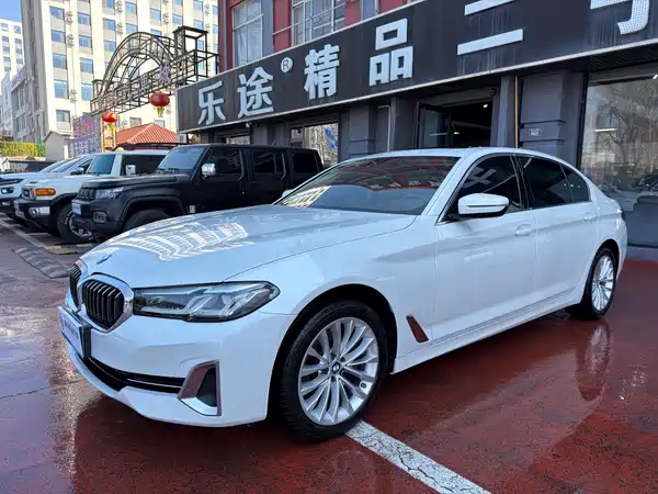 BMW 5 Series 2022