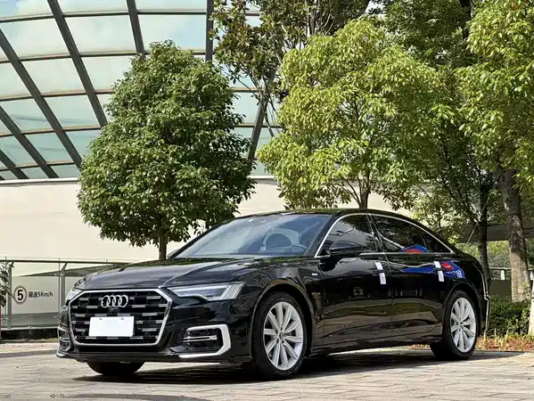 Audi A6L 2021