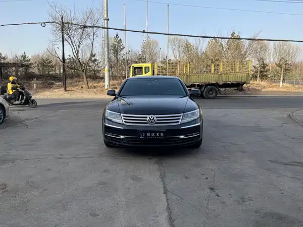 Volkswagen Phaeton 2012