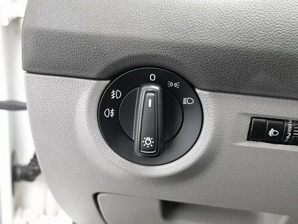 Skoda Octavia 2015 — фото 21