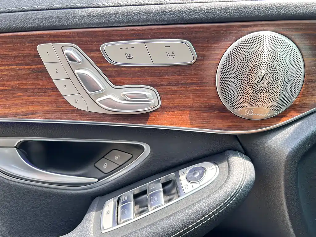 Mercedes-Benz GLC 2021 — фото 11