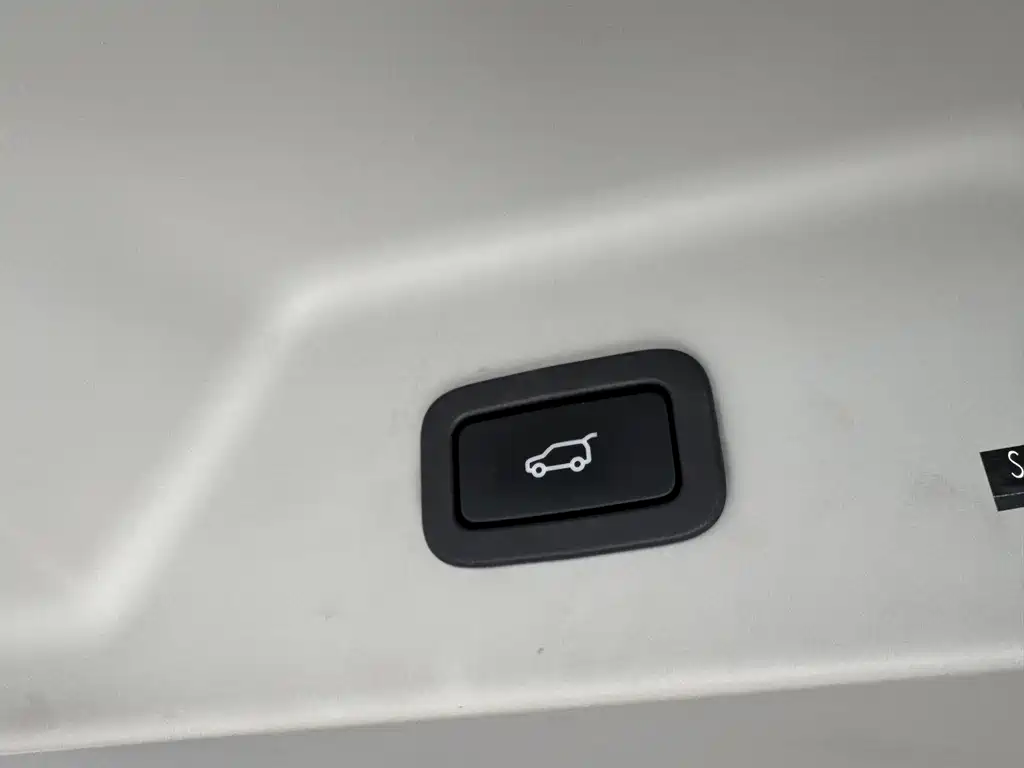 Land Rover Range Rover 2018 — фото 11