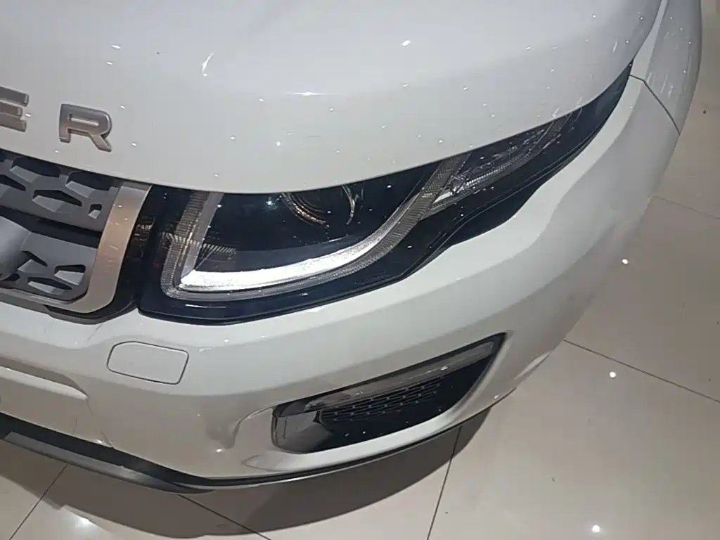 Land Rover Evoque 2019 — фото 24