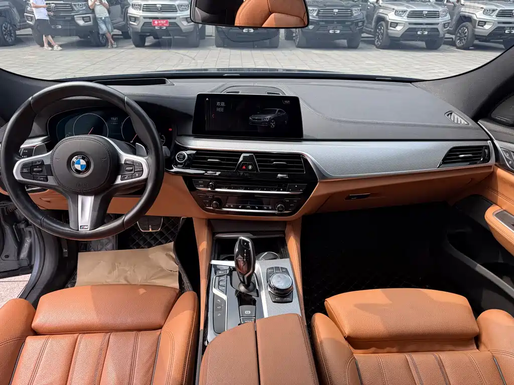 BMW 6 Series GT 2019 — фото 7