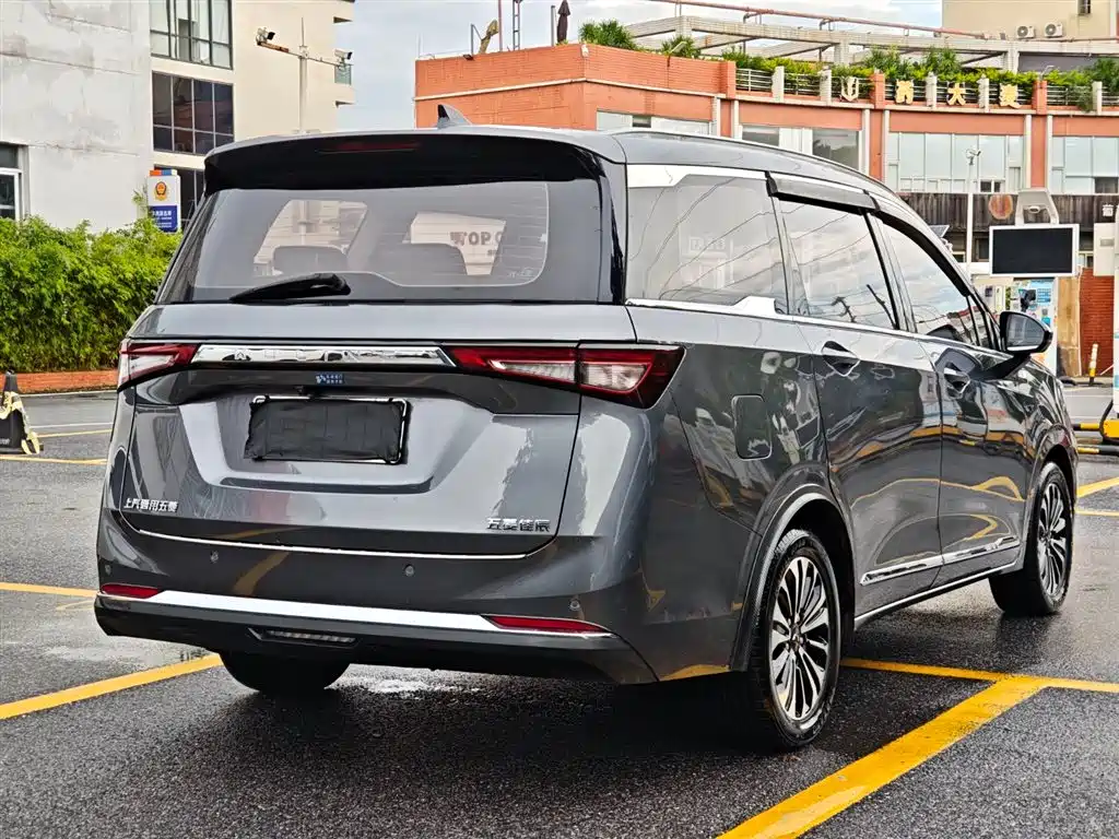 Wuling Jiachen 2022