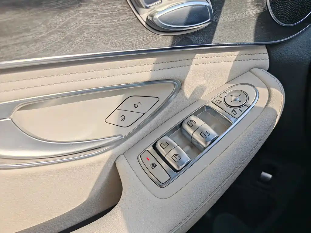 Mercedes-Benz C-Class 2015 — фото 13