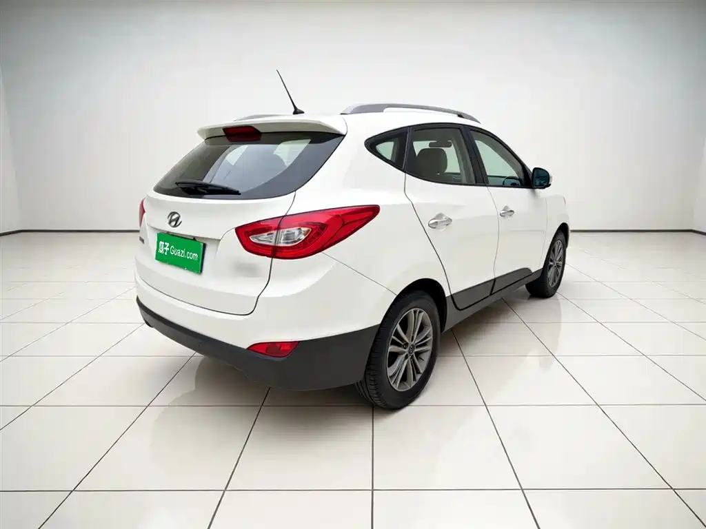 Hyundai ix35 2016 — фото 6
