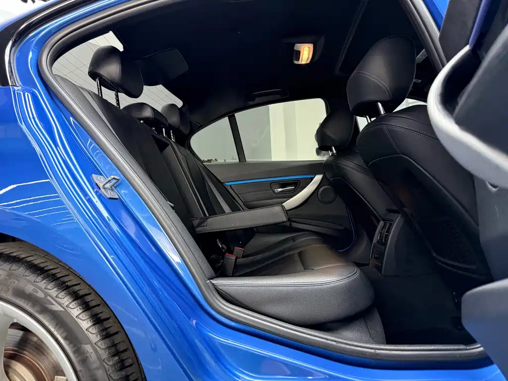 BMW 3 Series 2018