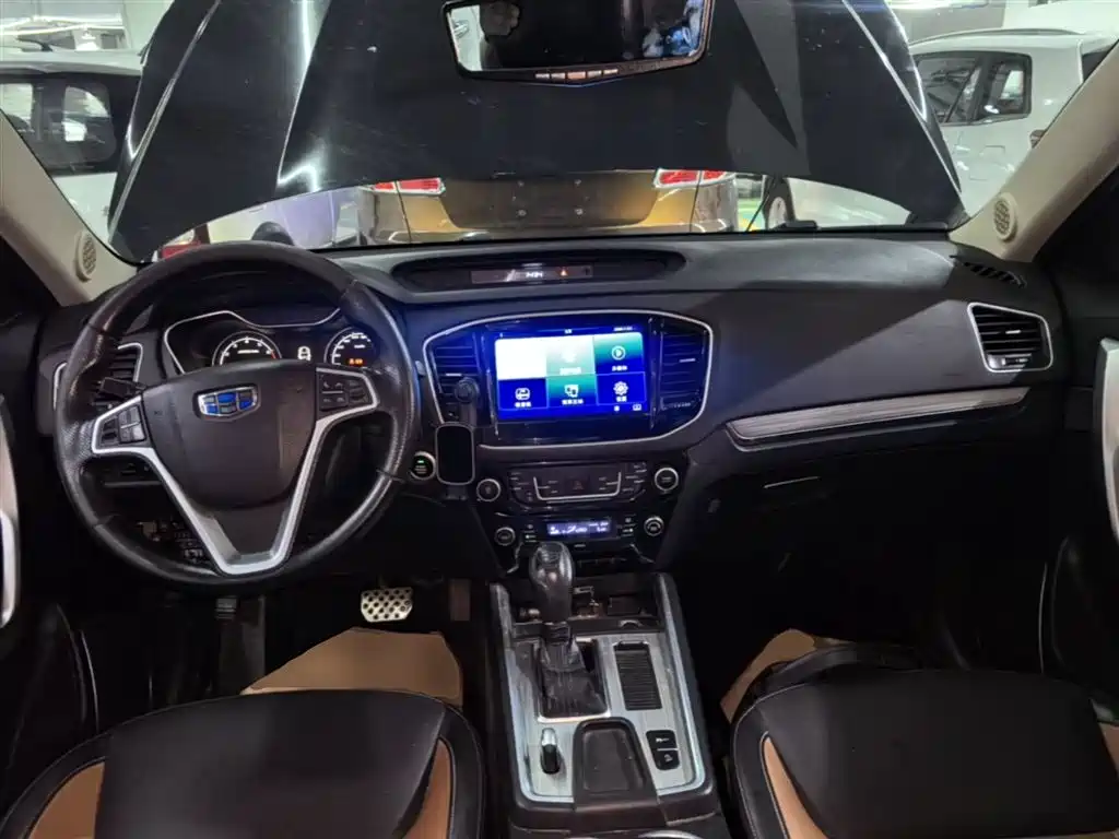 Geely Vision X6 2017 — фото 10