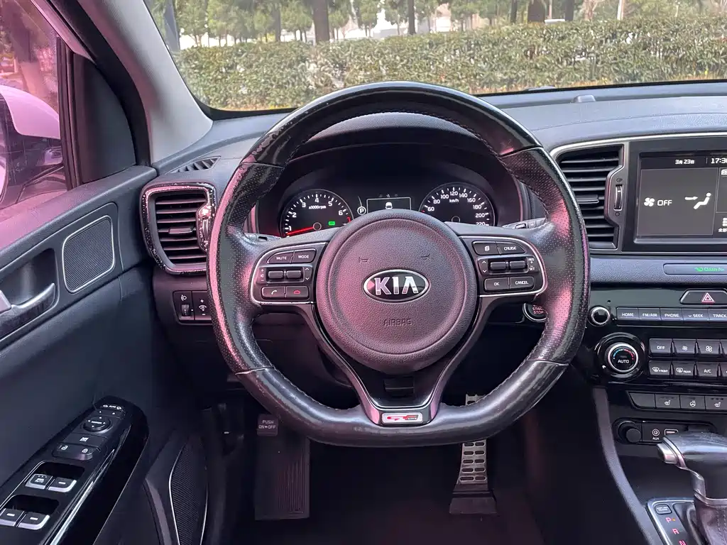 Kia KX5 2016 — фото 14