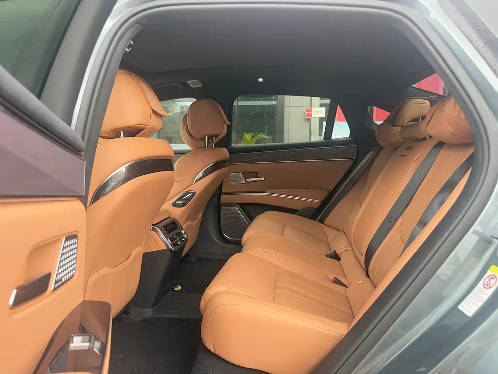 BYD Han L 2026