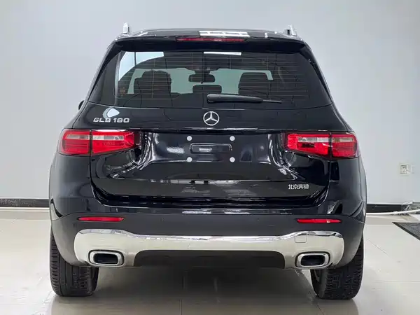 Mercedes-Benz GLB 2021