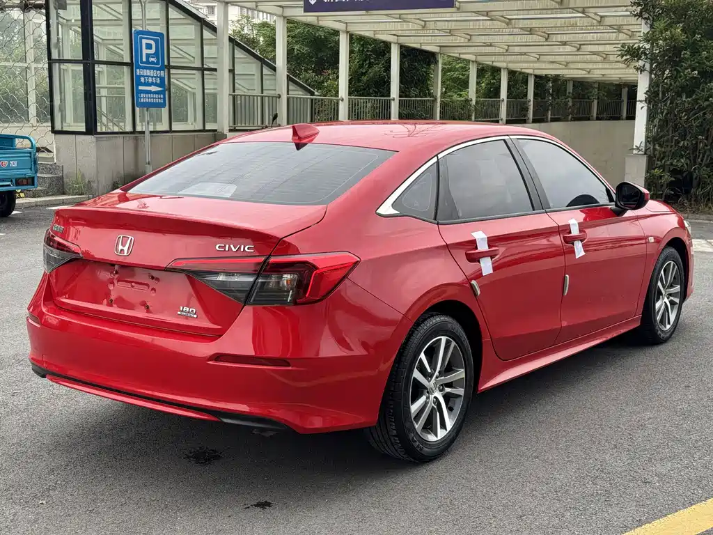 Honda Civic 2021 — фото 24