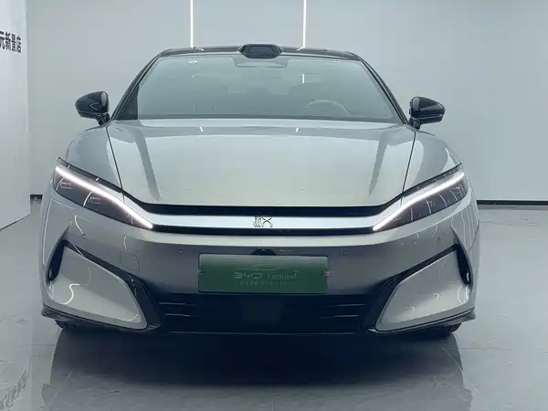 BYD Han L 2025