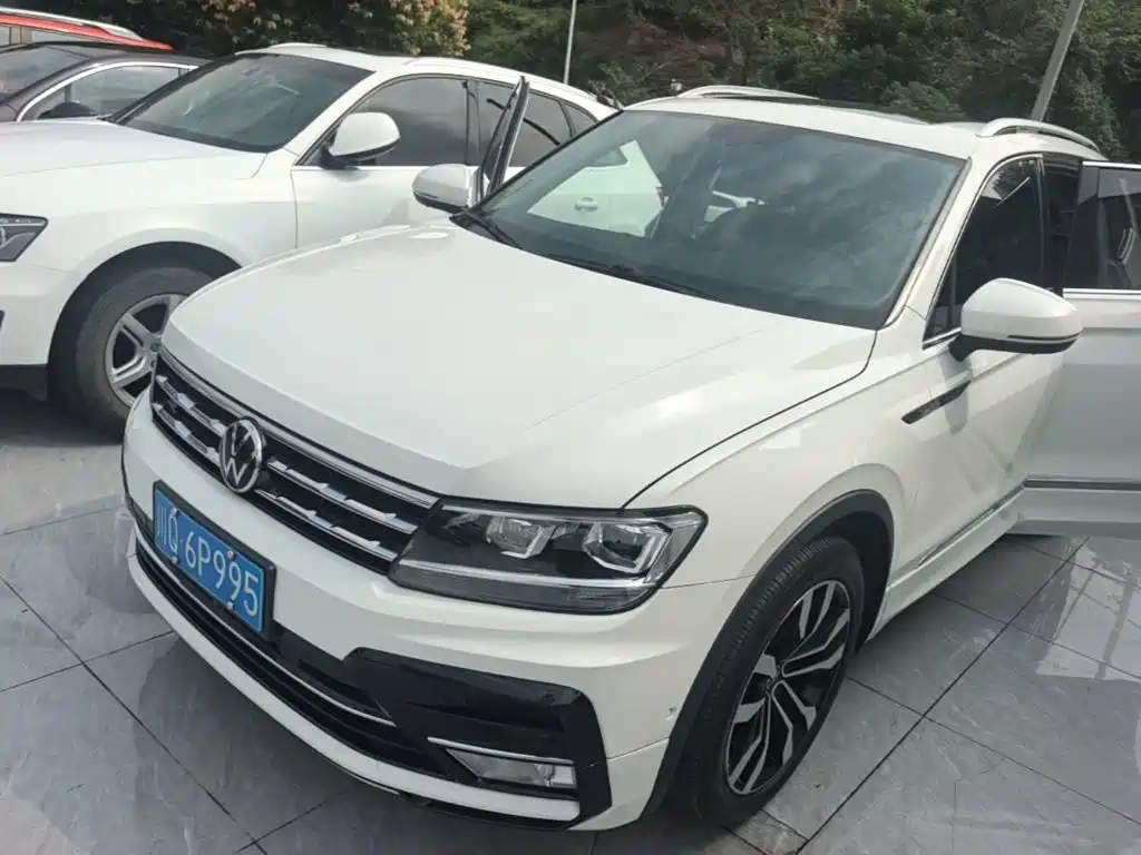 Volkswagen Tiguan L 2021 — фото 2