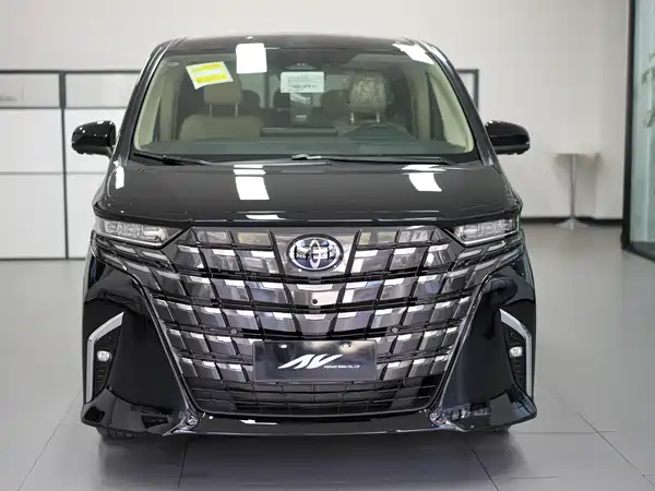 Toyota Alphard 2024