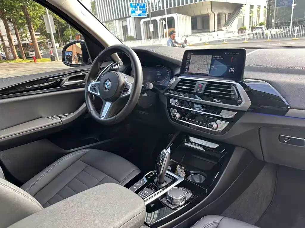 BMW X3 2020 — фото 9
