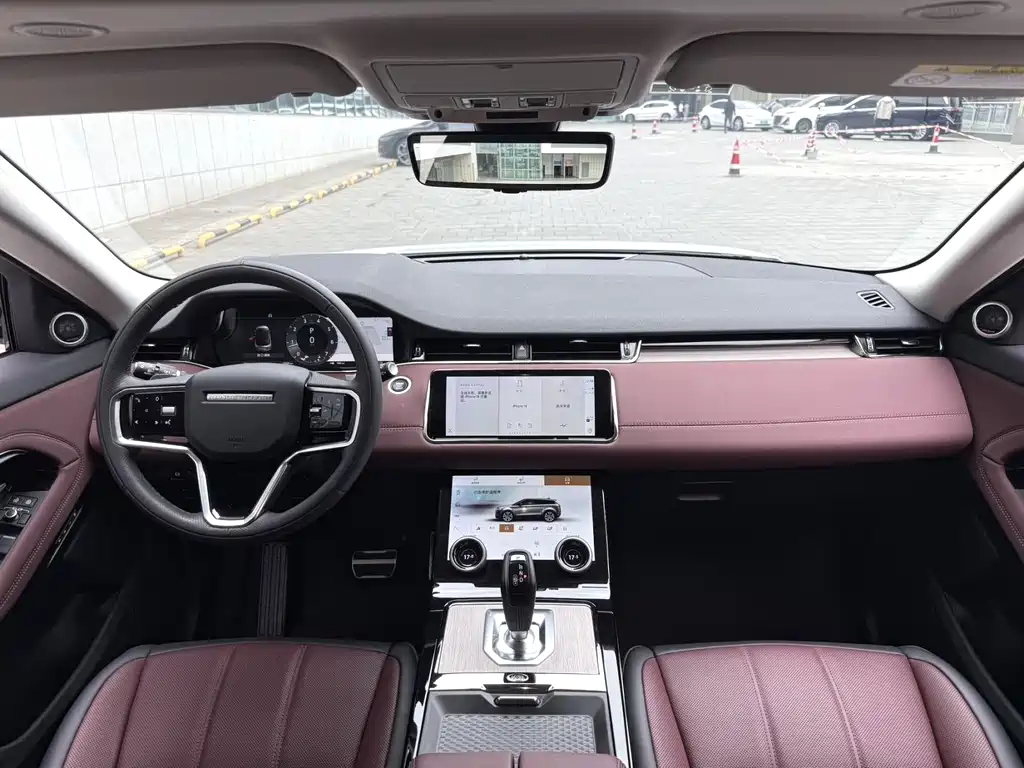 Land Rover Evoque 2023 — фото 6