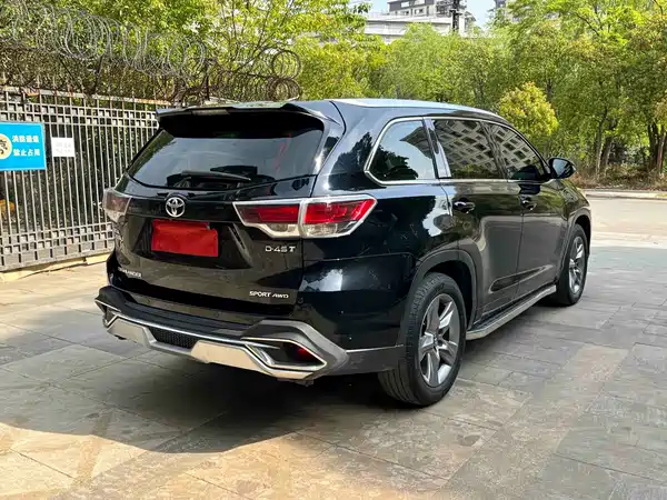 Toyota Highlander 2017
