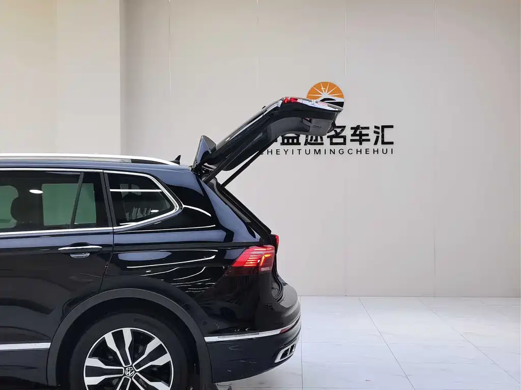 Volkswagen Tiguan L 2022 — фото 27
