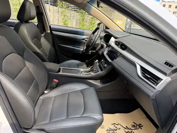 Geely Emgrand 2018