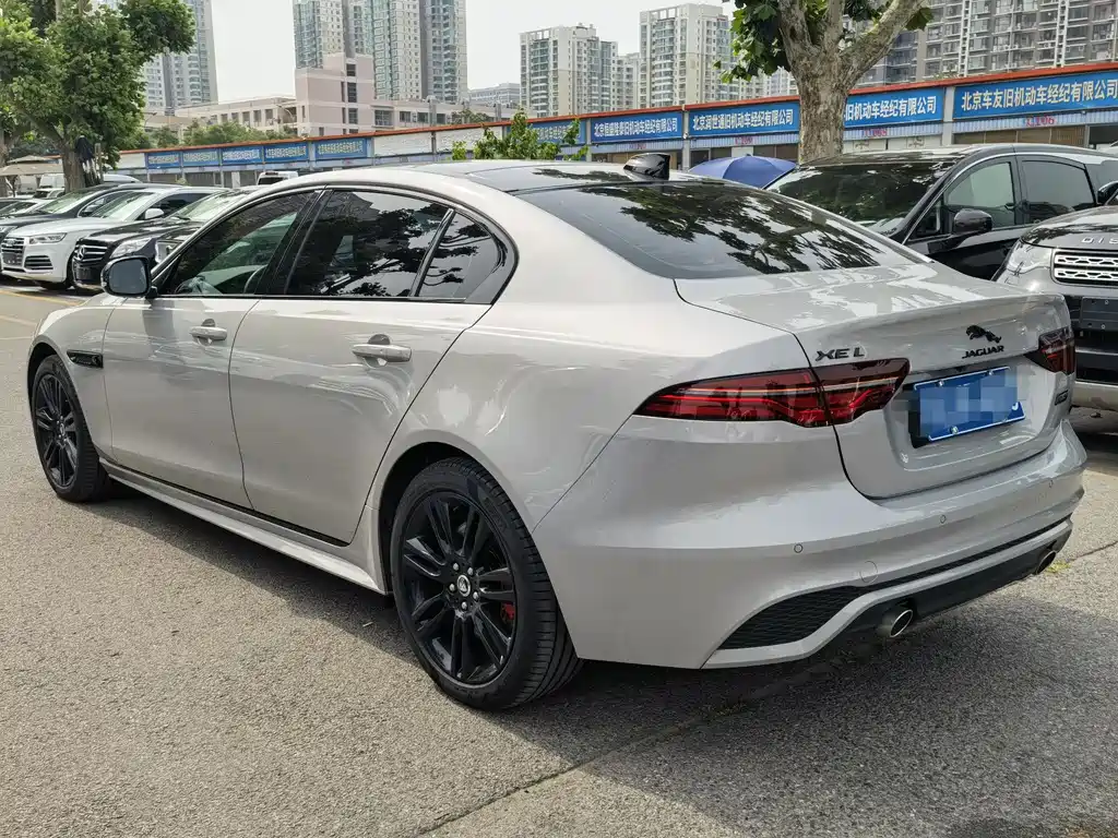 Jaguar XEL 2025 — фото 13