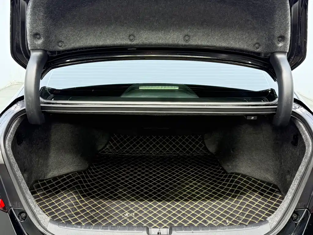 Honda Accord 2022 — фото 15