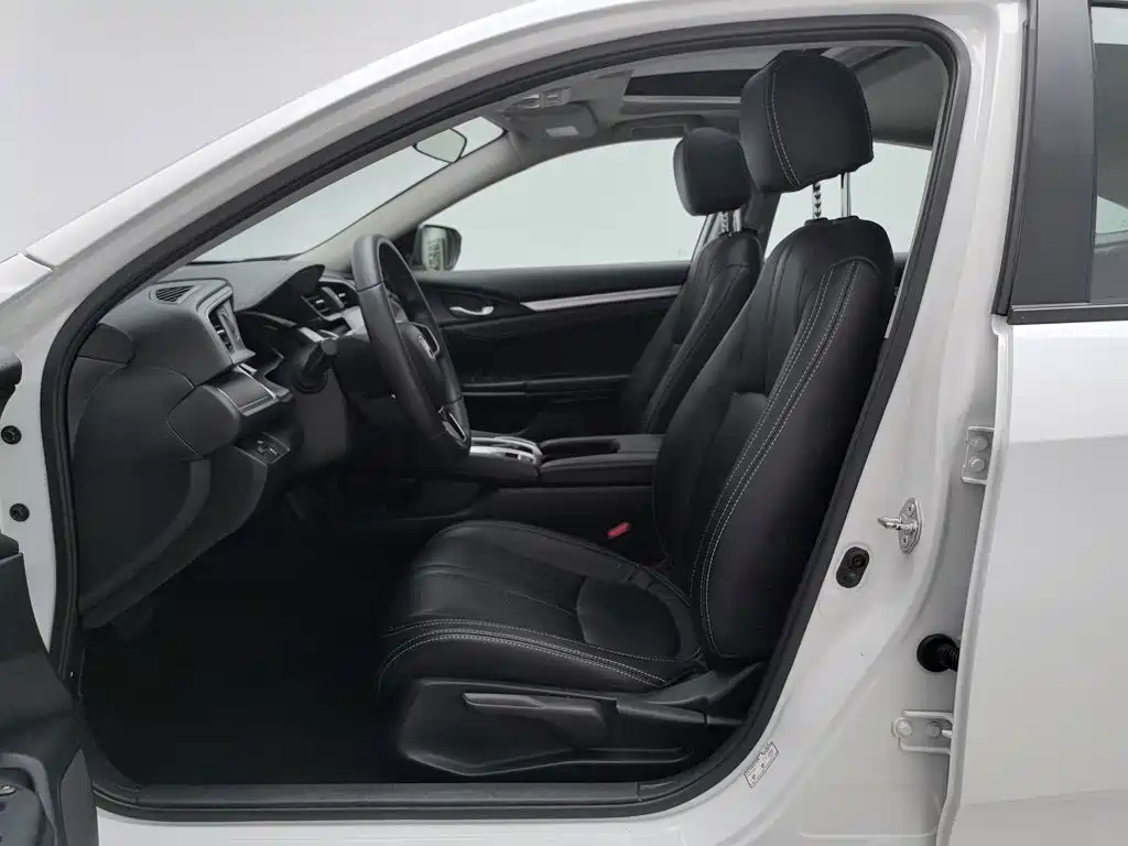 Honda Civic 2017 — фото 10
